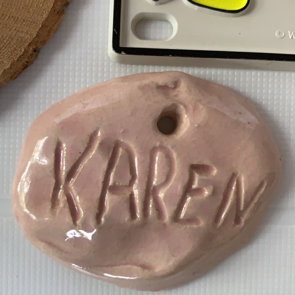 Karen Bundle Sew On Patch, Disney Tag, Handmade Necklace Vintage - Picture 6 of 8